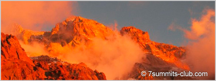 ARGENTINA: Expedition the Aconcagua (6962 m), a trip with a Russian Mountain Guide 7 SUMMITS CLUB Collection